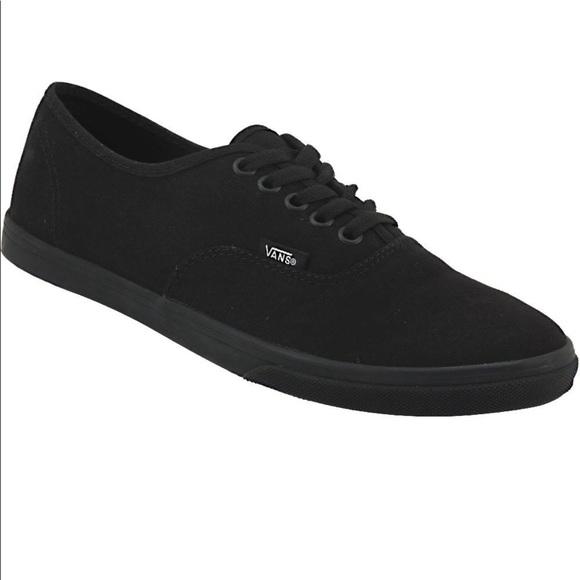 vans black lo pro womens